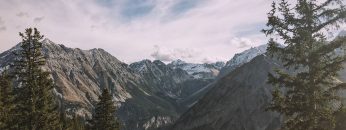 simon-waelti-52958-unsplash