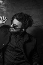 black-and-white-2558273_1920