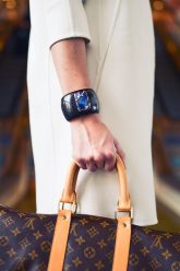 louis-vuitton-2628969_1920