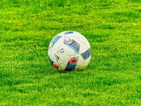 football-2778583_1920